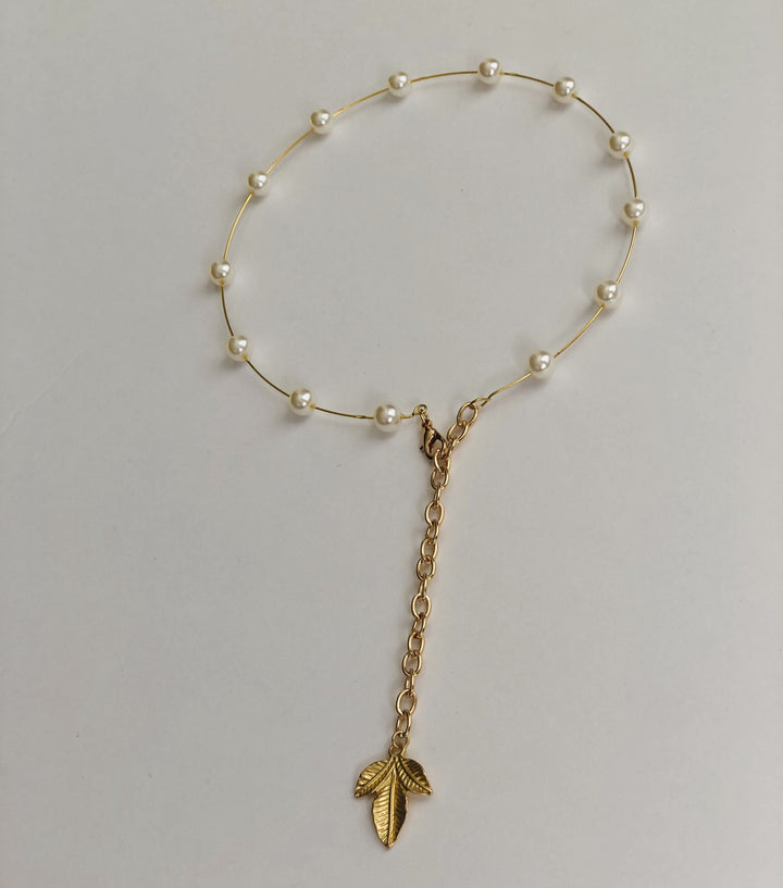 ClaudiaG Pearl Choker